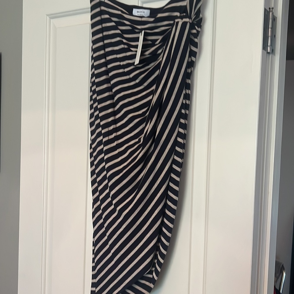 Stretchy blue and beige skirt